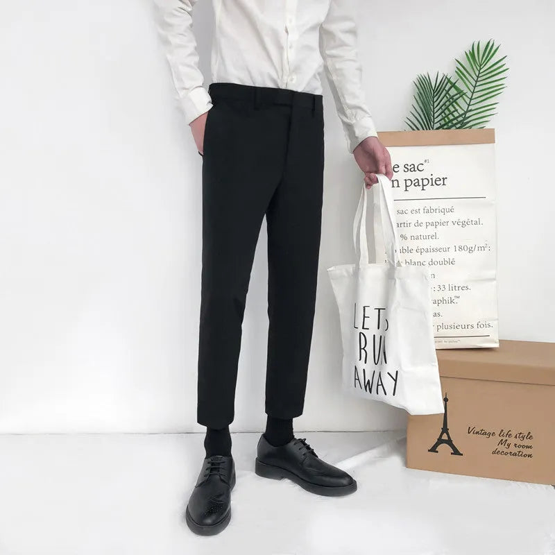 Men's straight-leg cotton trousers with drawstring waist in black, grey and khaki colours