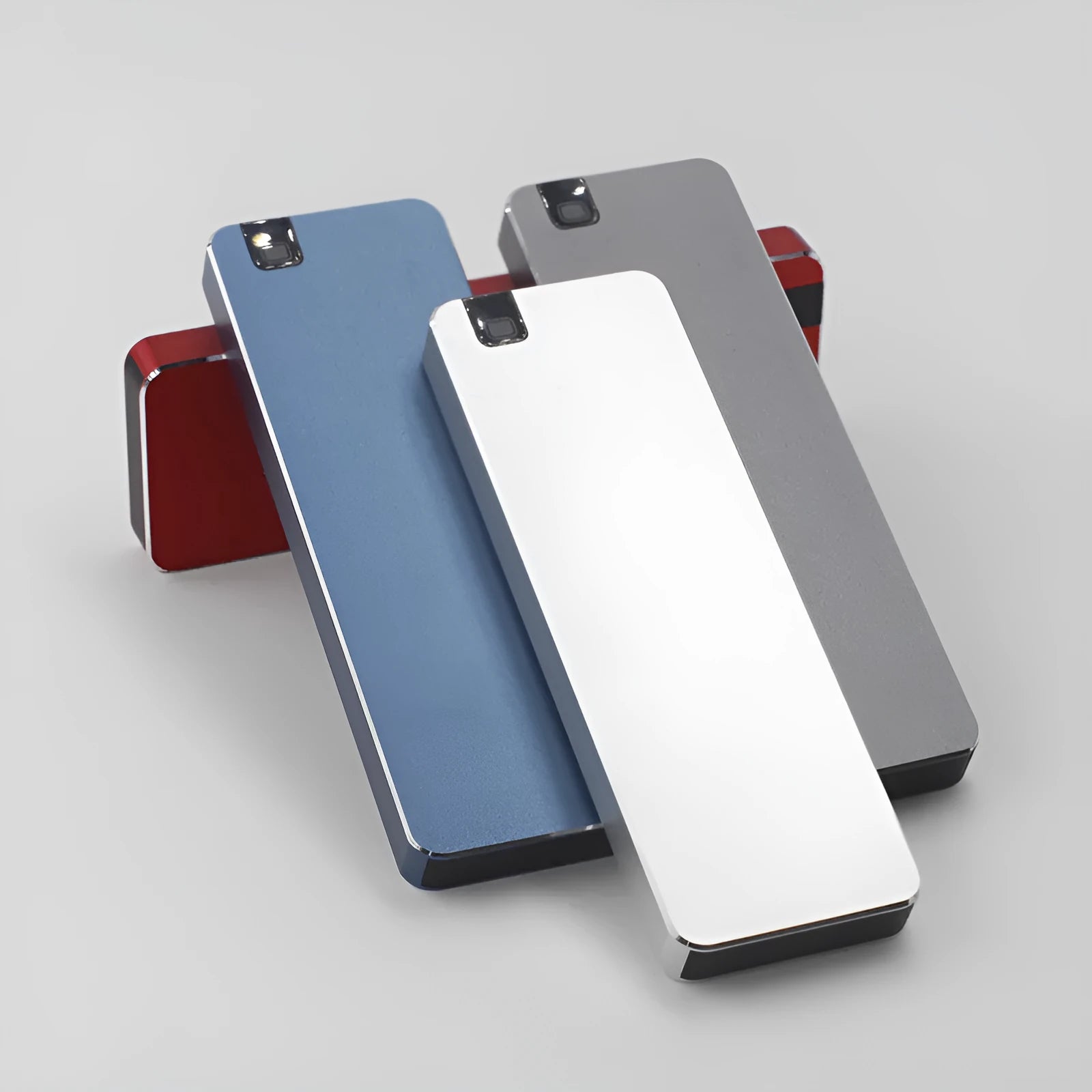 Compact metal portable SSD measuring 0.6x3.2x1cm with USB 3.1 interface in multiple colour options