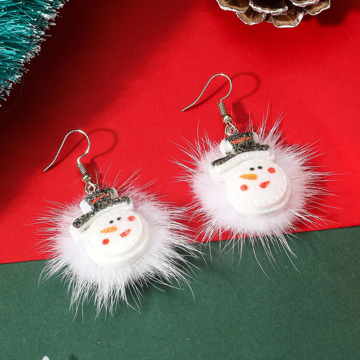 Acrylic drop earrings with Christmas snowflake and elk motifs in colour A23572