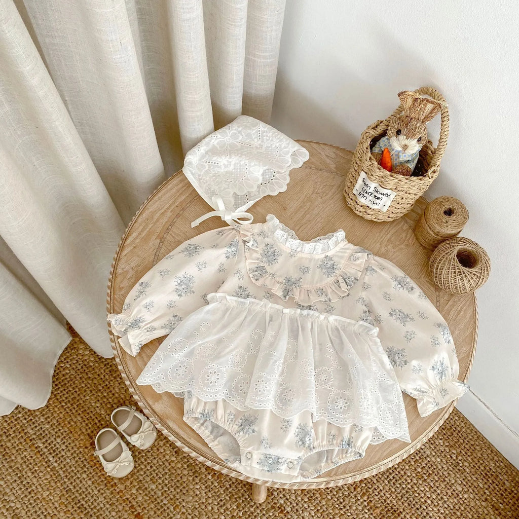 Apricot cotton baby bodysuit jumpsuit with sweet cutout lace print, triangle pullover style suitable for 66cm to 100cm height