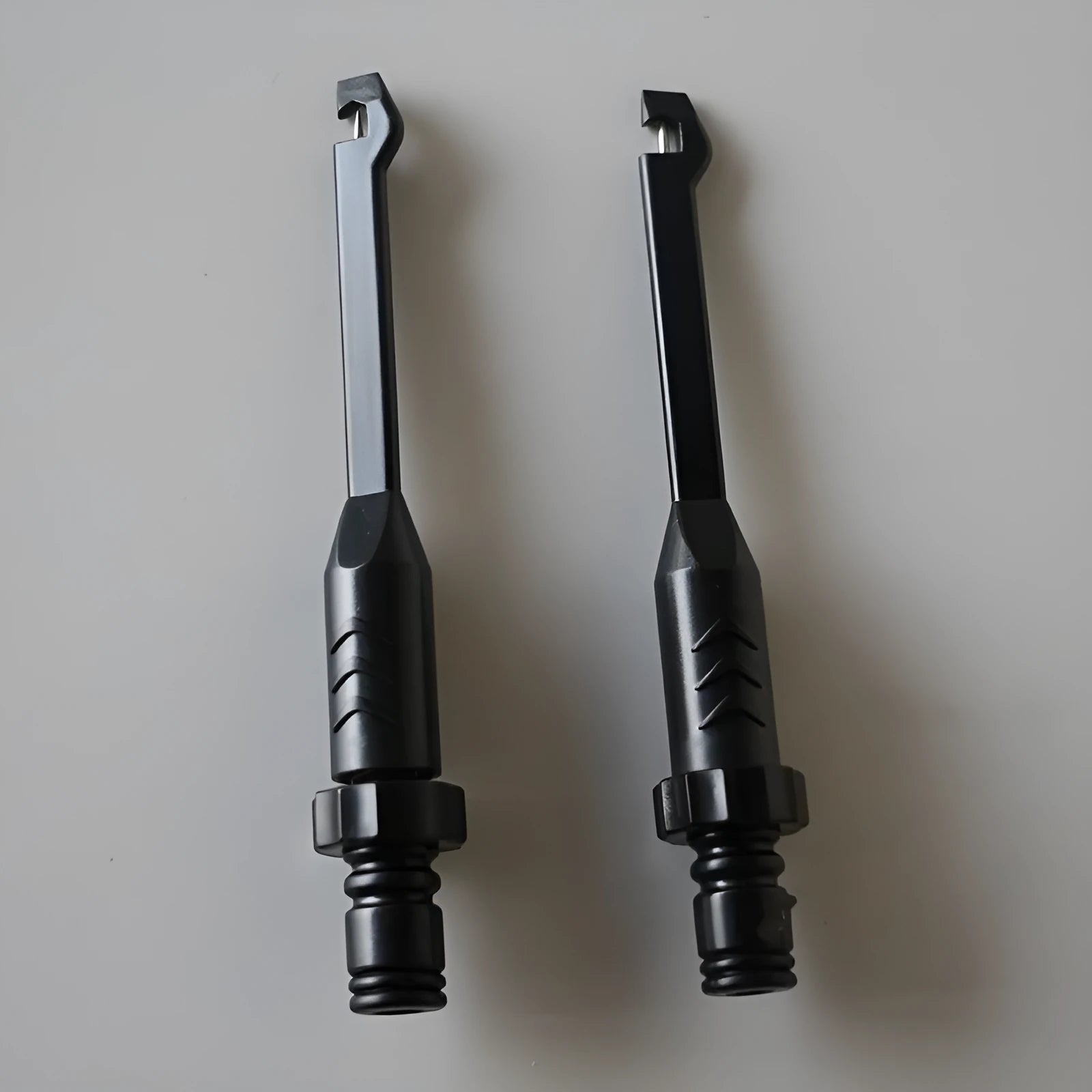 Automotive probe hook puncture needle for multimeter circuit detection, 4x78mm metal probe with insulated body