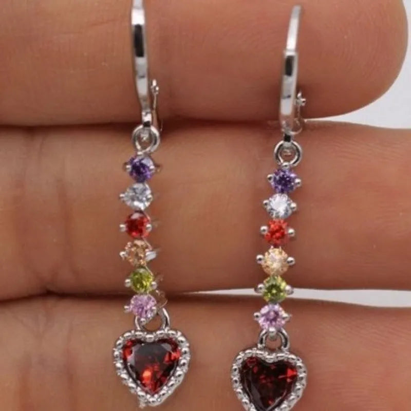Heart-shaped women's earrings in gold or silver electroplated finish on alloy base