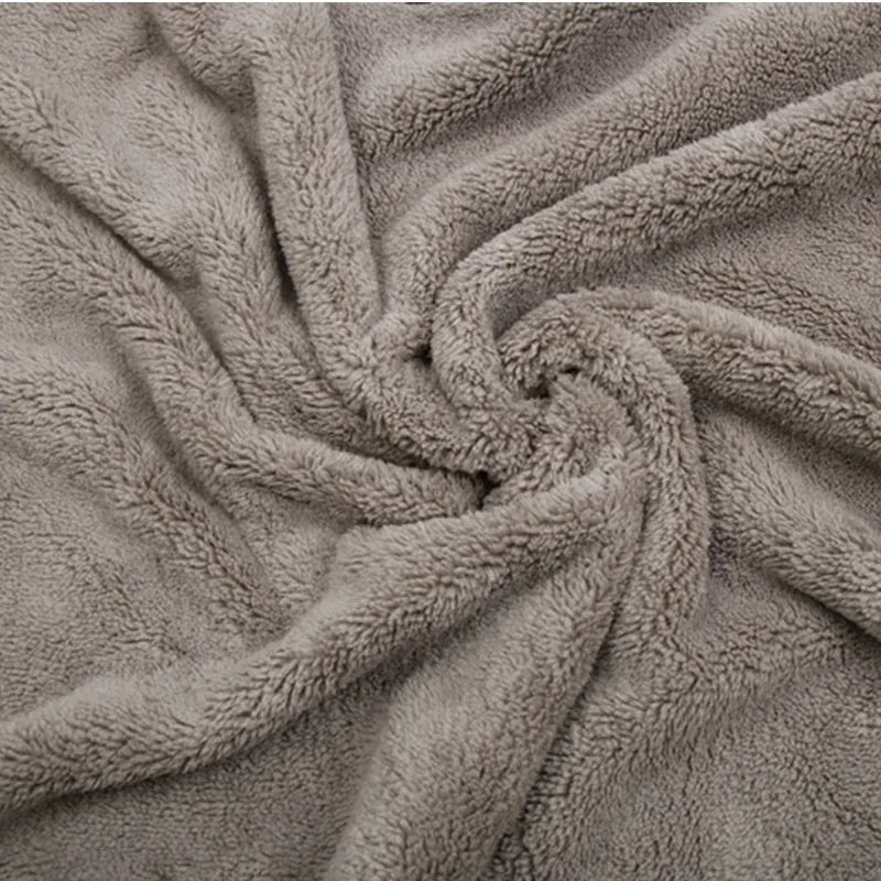Three microfiber car wash towels showing different size options: 75x35cm, 60x40cm, and 100x40cm.