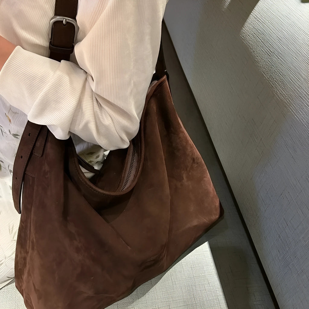 Black full-grain cowhide women's single shoulder bag, vertical rectangular, 34x27.5x12.5cm, matte finish