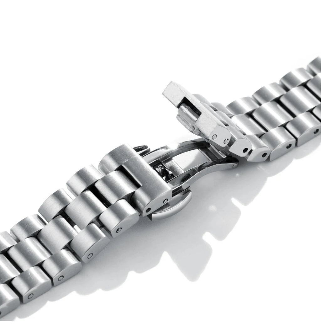 Small square wristwatch bracelet without time display, alloy case, titanium steel band, 35mm x 36mm dial, in steel colour