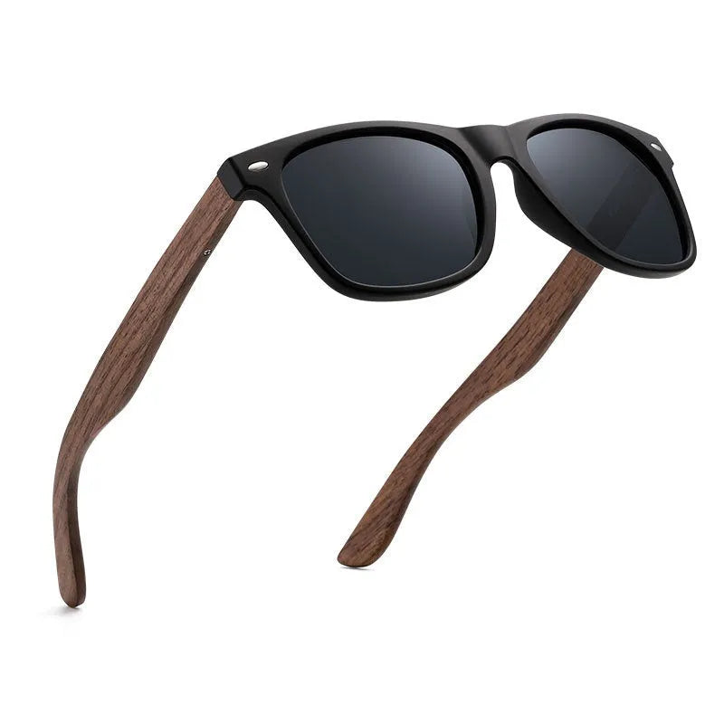 Polarized sunglasses with bamboo and wood frame details in Gray colour, box style design