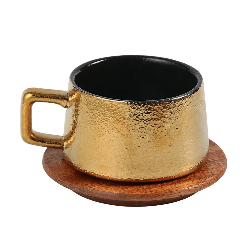 Gold and silver plated gift boxes with a solid colour 250ml tumbler coffee cup inside.