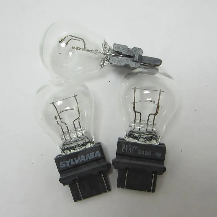 Wagner 3200K yellow light brake bulb with dual-wire design and 16mm socket