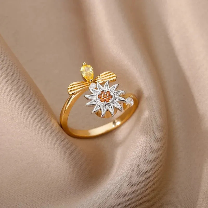 Gold and platinum plated adjustable copper ring with simple rotatable geometric design