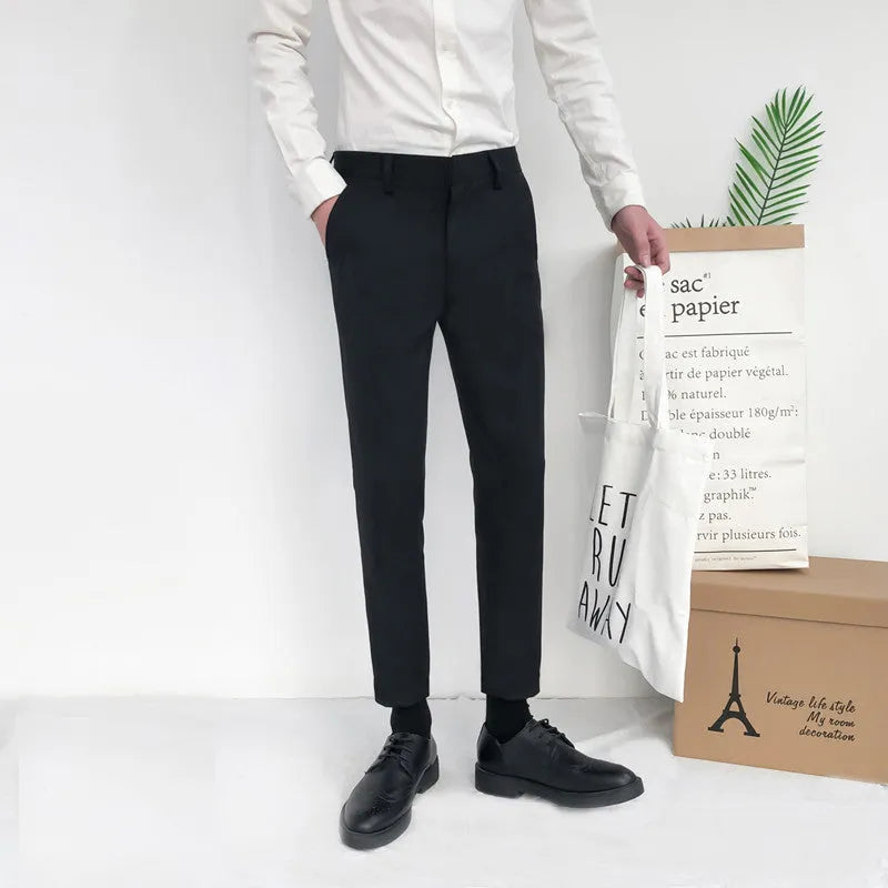 Men's straight-leg cotton trousers with drawstring waist in black, grey and khaki colours