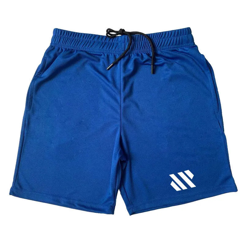 Man's metal silk fabric sports shorts in loose fit for summer running.