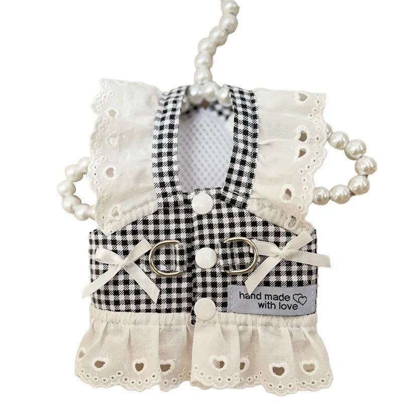 Pet dog cat clothes thin chest and back traction pastoral skirt in black and white or red and white plaid, sizes XS to XL