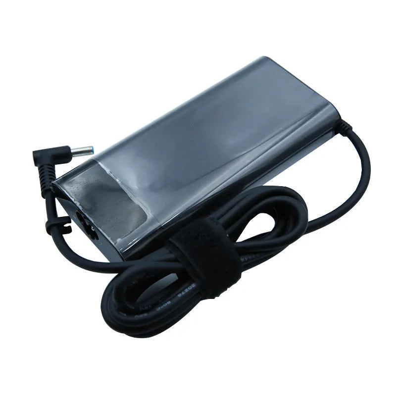 HP 150W 4530 Oval laptop power adapter in black with direct charging cable