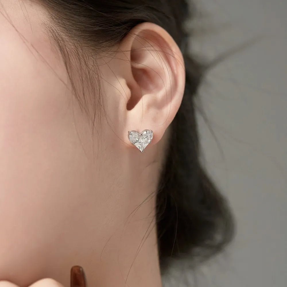 925 silver heart-shaped stud earrings with zircon in platinum pink diamond finish