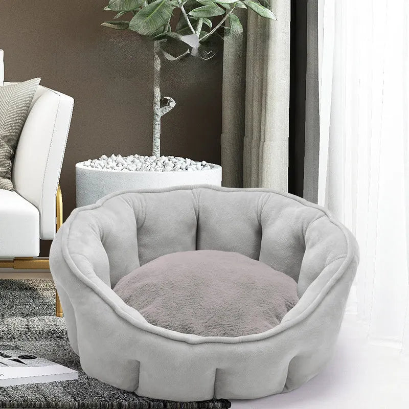 Plush thickened cat kennel 46x46x23cm in grey with enclosed sides for indoor use