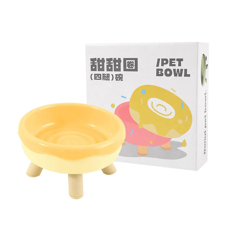 300ml PP cat bowl with four-leg base in donut green and pig nose colour options