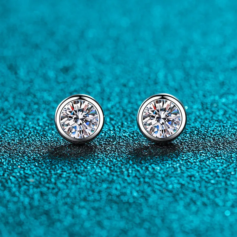 925 sterling silver gold plated women's earrings with moissanite or zircon stones in geometric or golden toad designs.