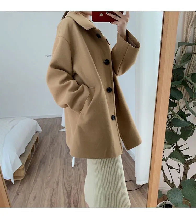 Women's Korean-style loose straight overcoat in solid colour with long sleeves and short length