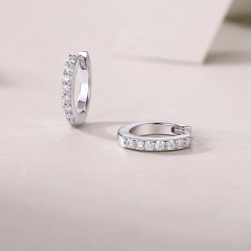 Moissanite stud earrings in S925 silver platinum plated golden colour with gift box and GRA certificate