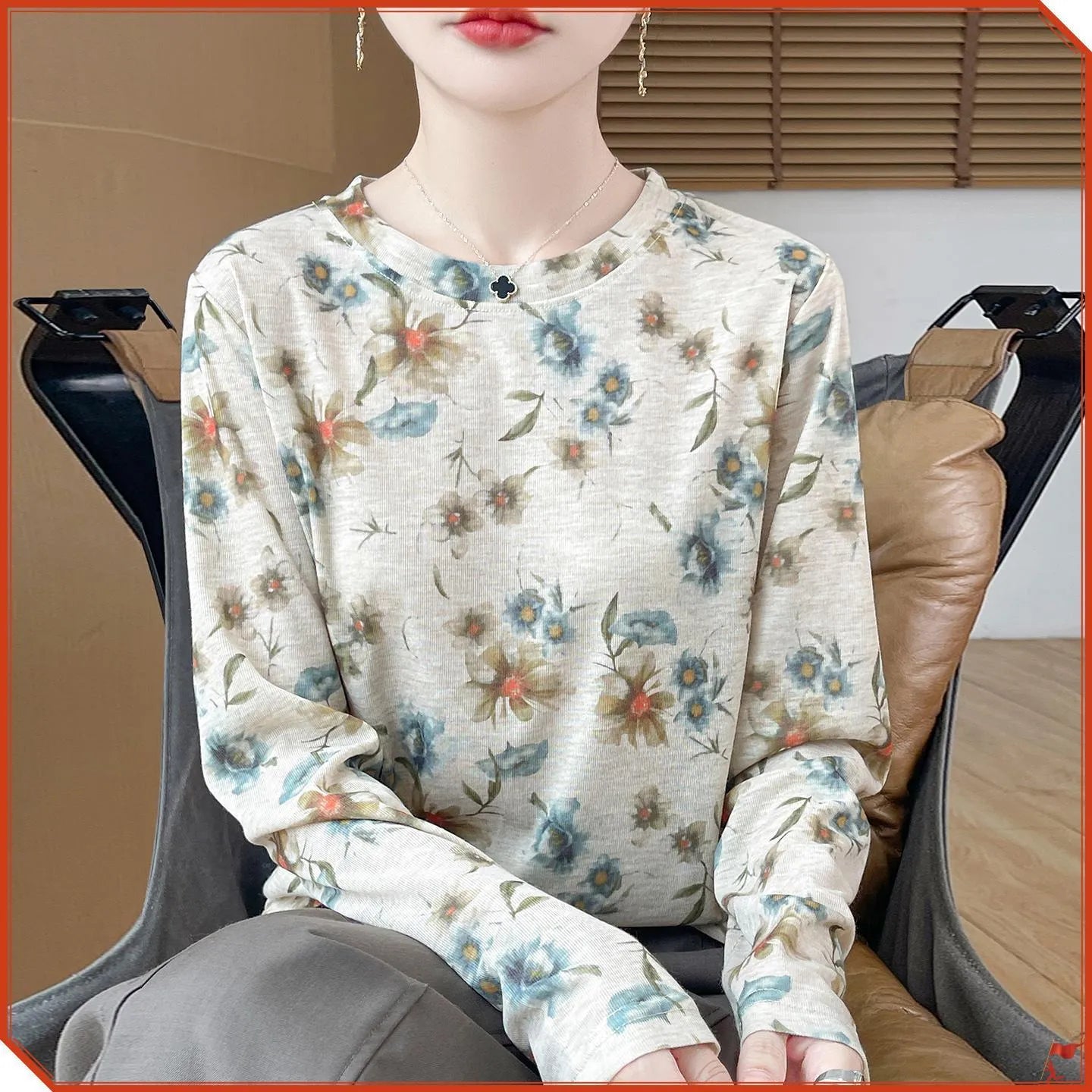 Women's round neck Tencel cotton pullover with printed floral design in regular sleeve style