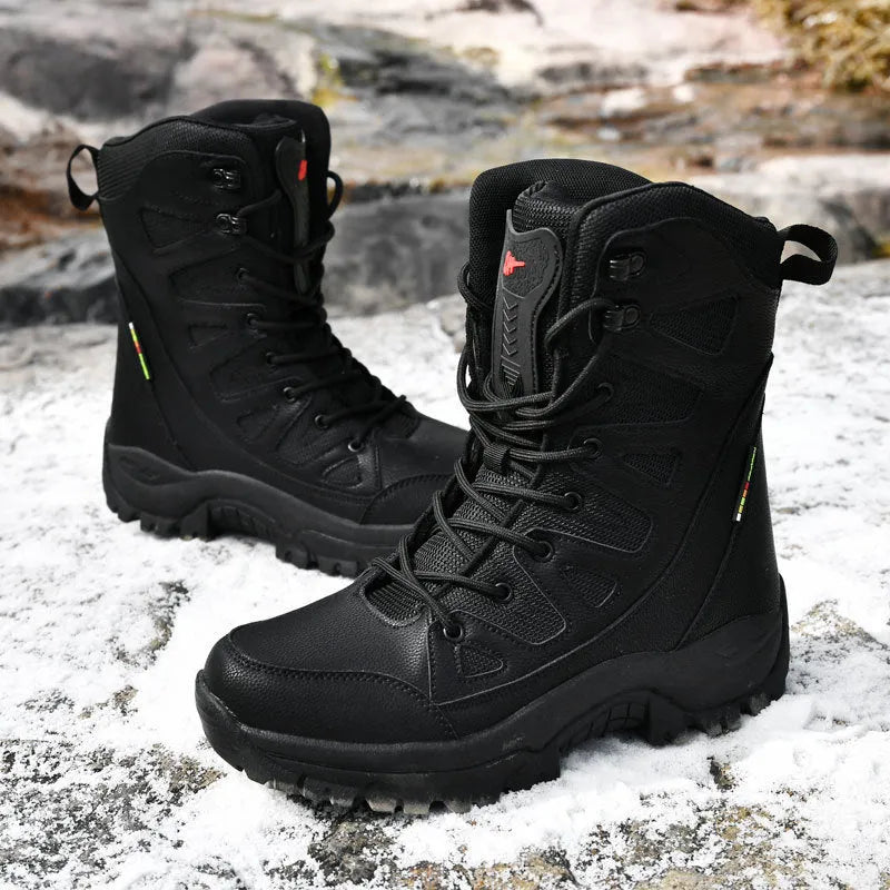Men's hi-top hiking shoes in cowhide leather for climbing, running and camping activities