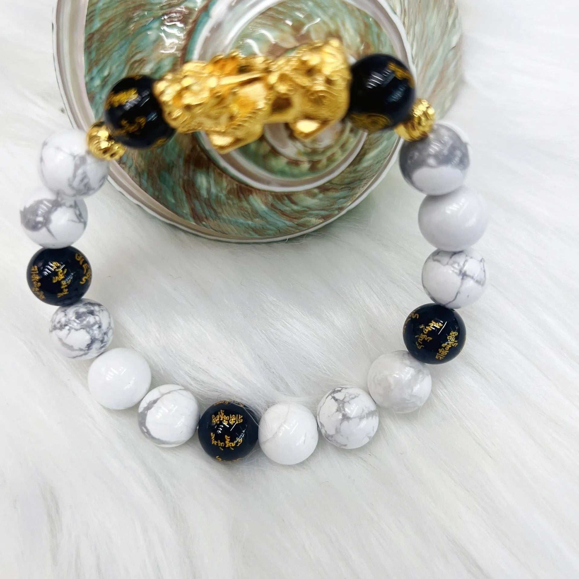 Vintage white turquoise and black agate couple bracelet with adjustable 15-17cm sizing