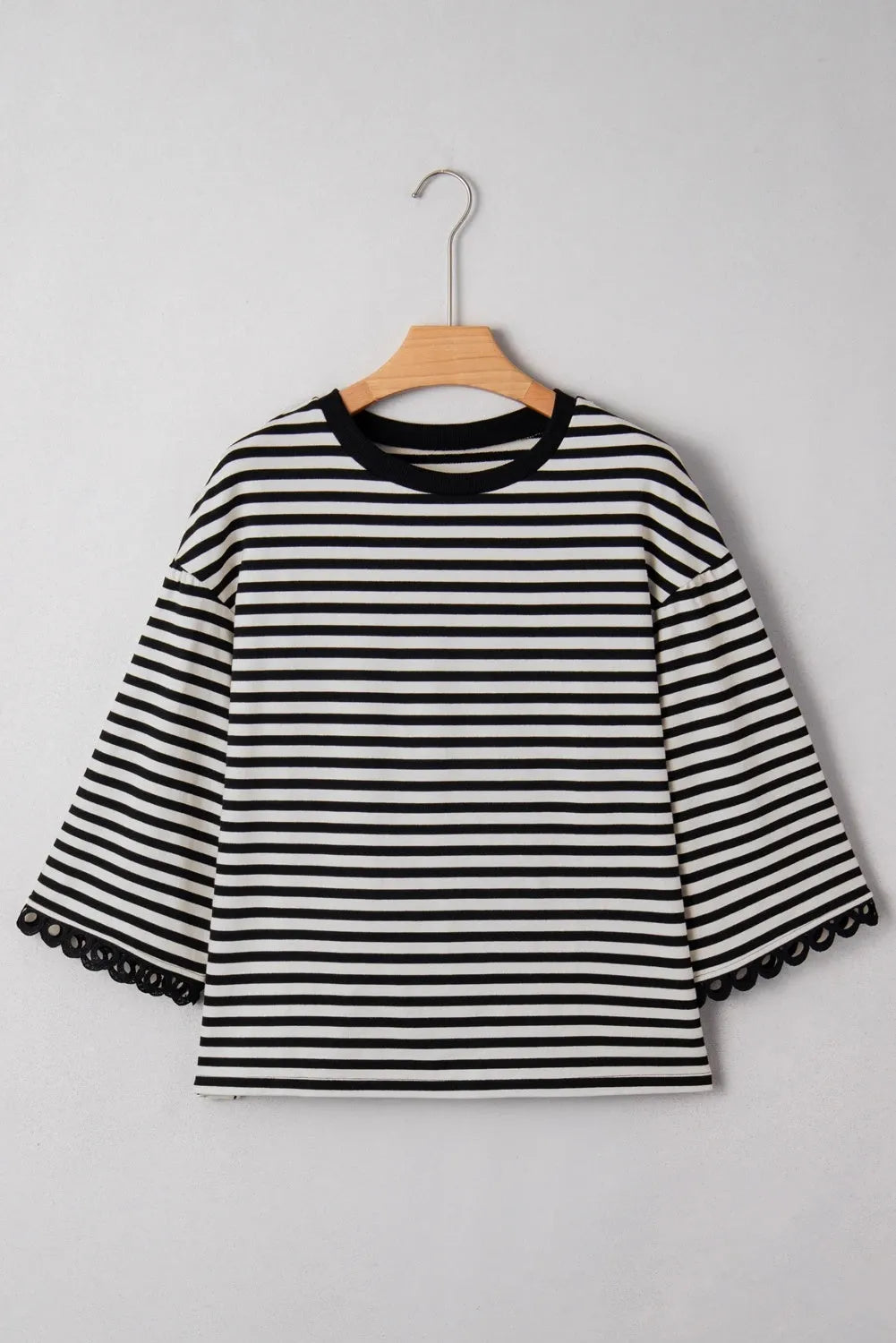 Striped crew neck long sleeve top for women loose fit polyester t-shirt in black