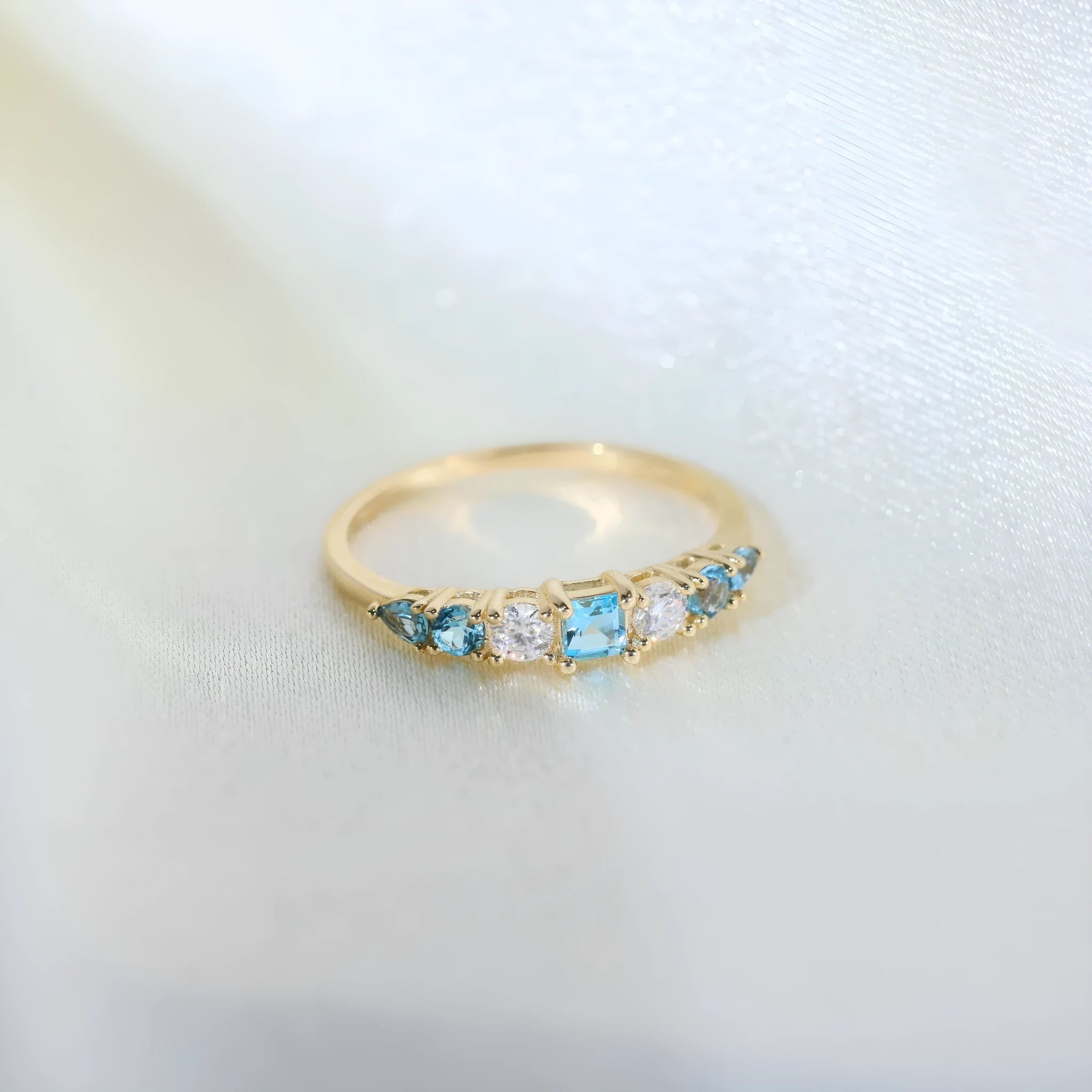 S925 sterling silver geometric ring with yellow gold finish diamond treated for women US sizes 6-10