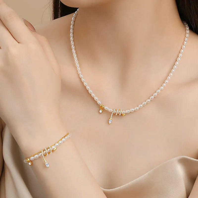 Pearl snake beaded bracelet with 925 silver construction and electroplated gold finish options