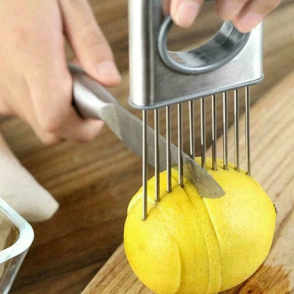Stainless steel onion holder slicer with ultra-sharp prongs and finger guard for kitchen vegetable cutting