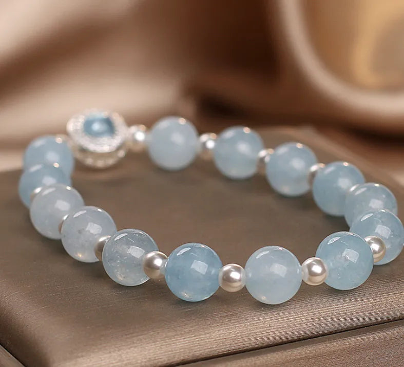 Natural aquamarine crystal bracelet for women in sky blue light luxury minority style