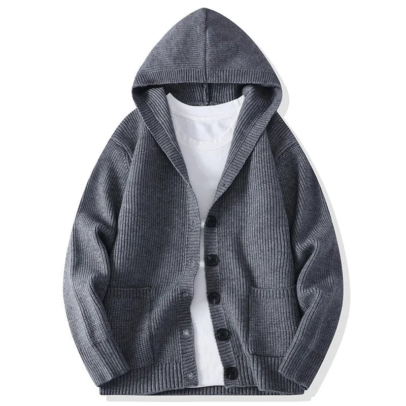 Men's loose fit knitwear sweater in black with ribbed pattern hem and long sleeves, autumn casual style