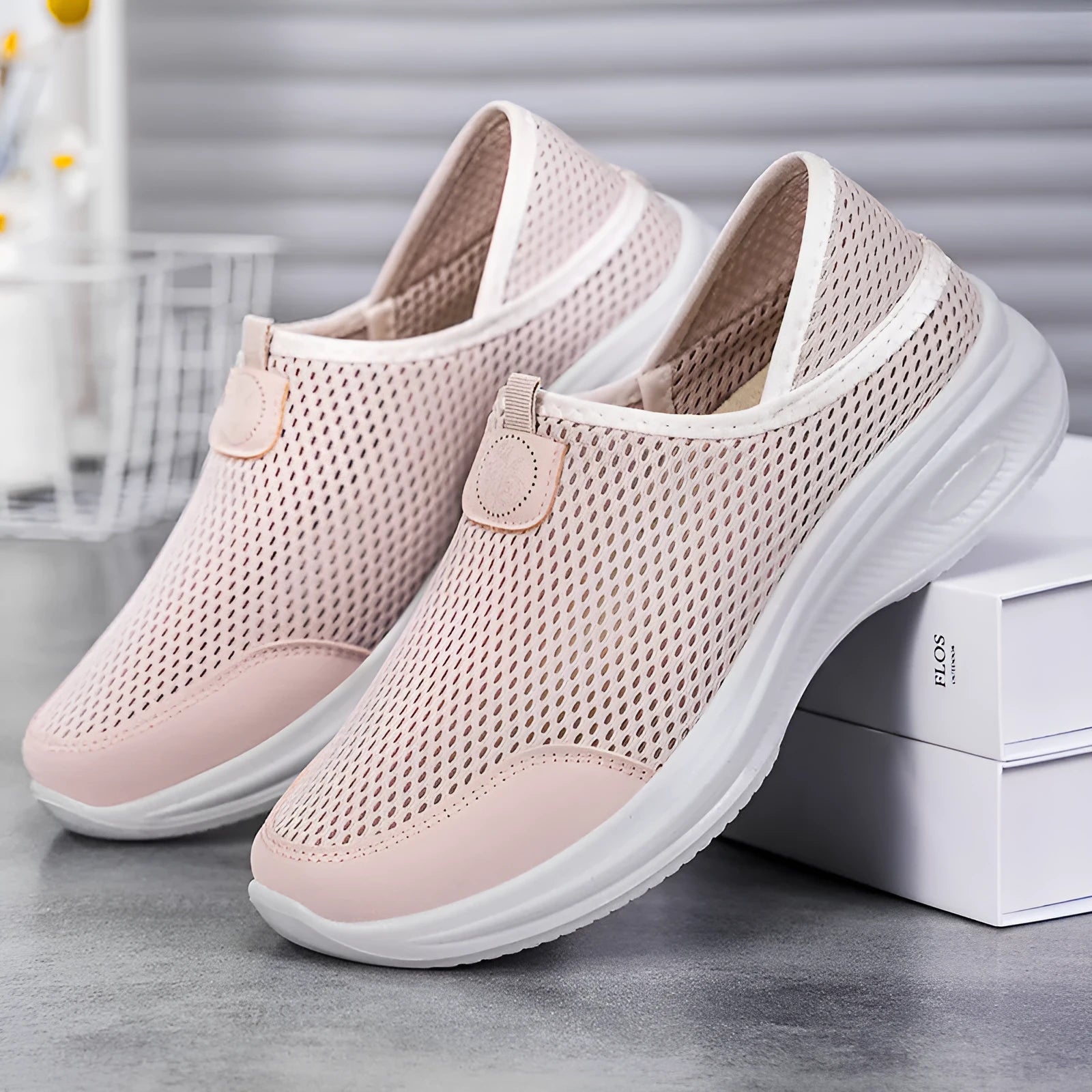 Summer breathable casual shoes with mosquito repellent mesh upper, PU texture, flat heel, low top, in black