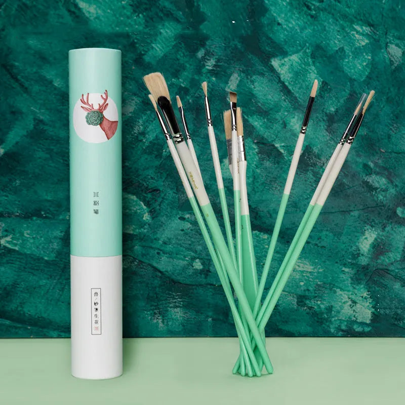 Fan-shaped acrylic gouache brush set with four fan brushes and additional painting tools