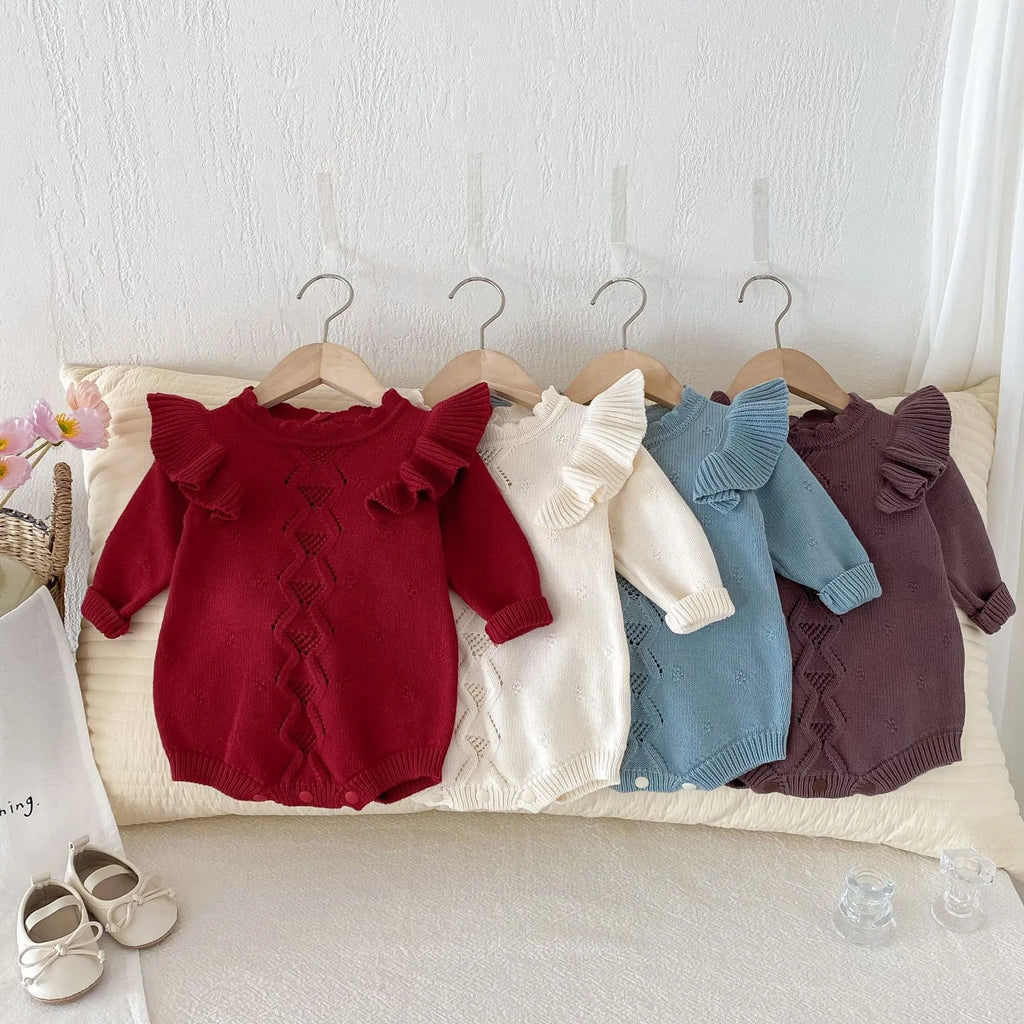 Baby cotton pullover romper with flounced lace sleeves in white beige triangle jumpsuit style