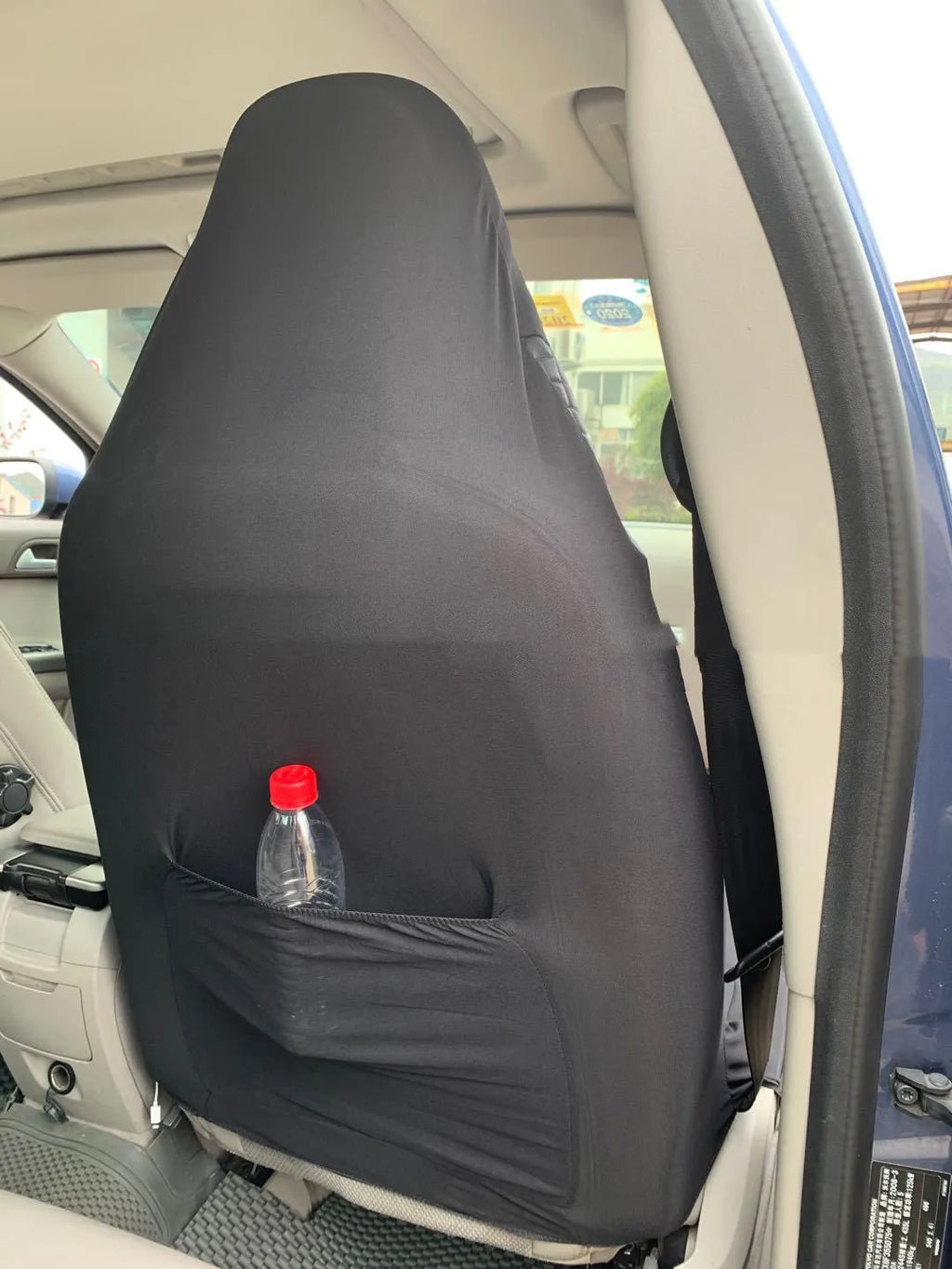 Black quilted automotive seat cover with PU and polyester fabric, plastic hooks