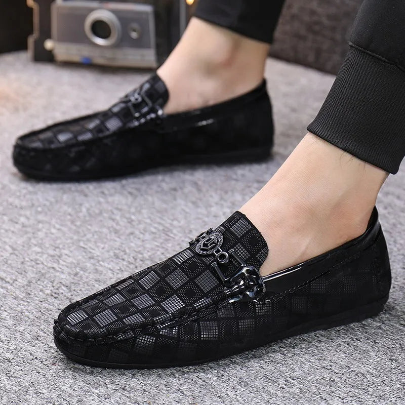 Lazy man plaid shoes in Black, Khaki, and White with shallow opening and flat heel