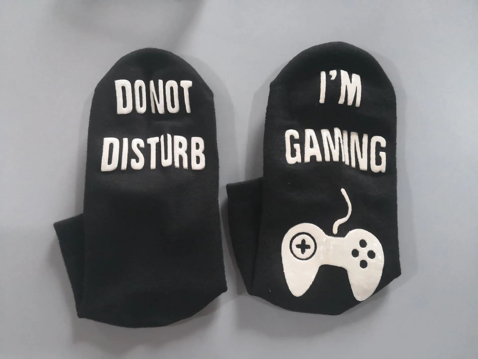 3D letter printing cotton dispensing socks in black, short tube style, 20x5cm size