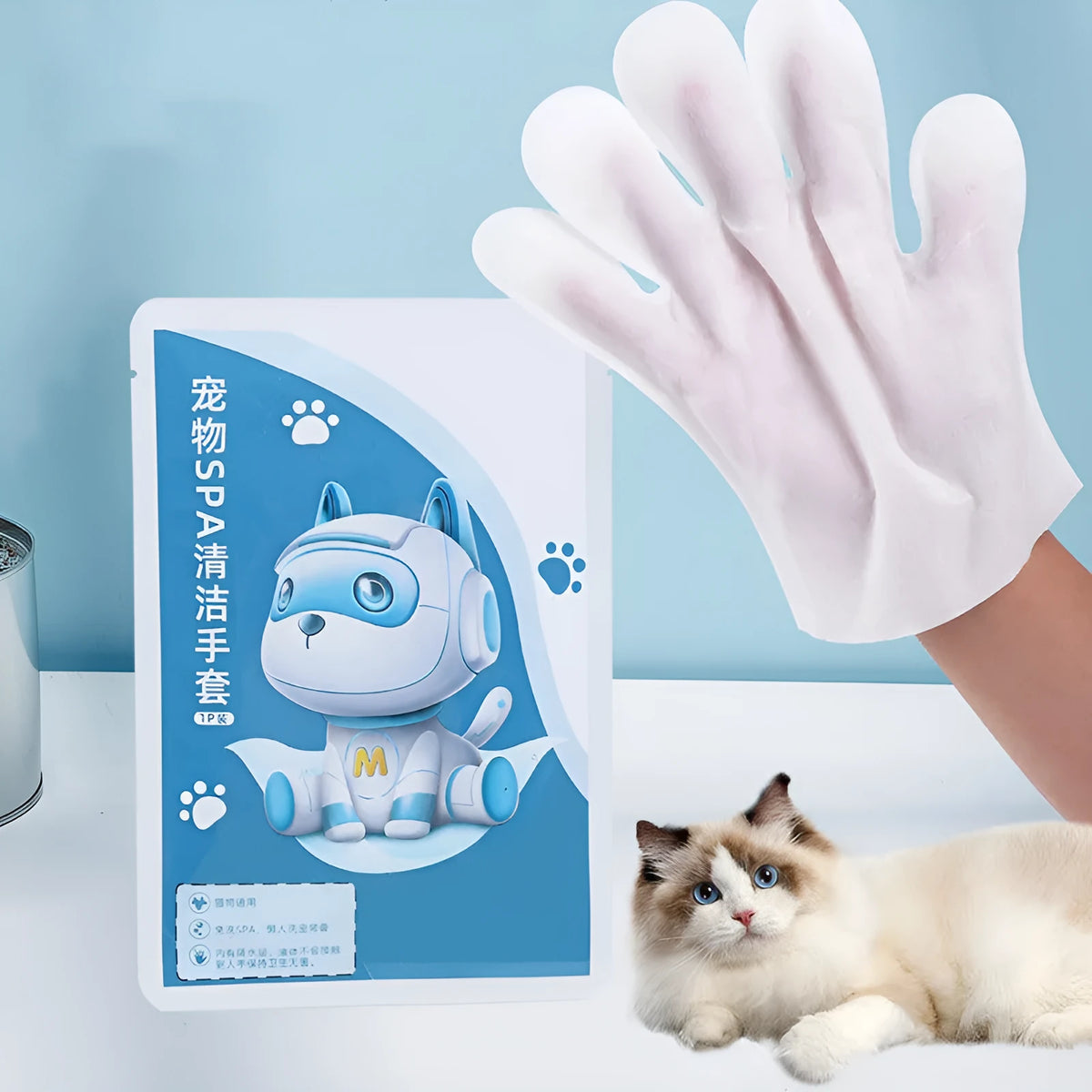 Disposable pet cleaning glove with gentle formula for cats and dogs, individually wrapped