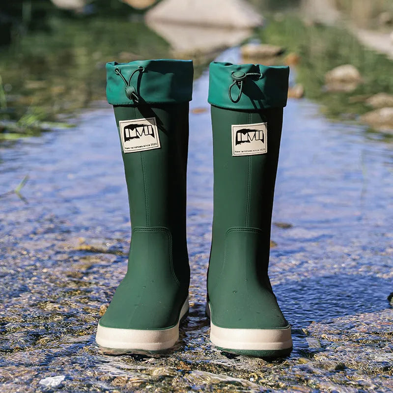 Couple platform high tube waterproof rain boots in solid colours with non-slip soles