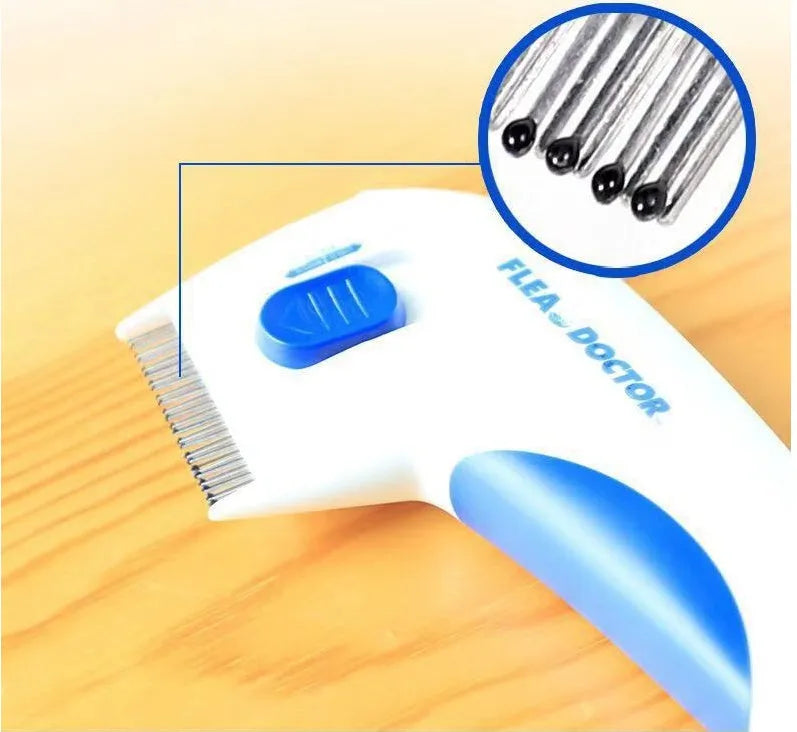 White electric pet lice remover comb with replaceable battery and cutter head, 17.5x9cm
