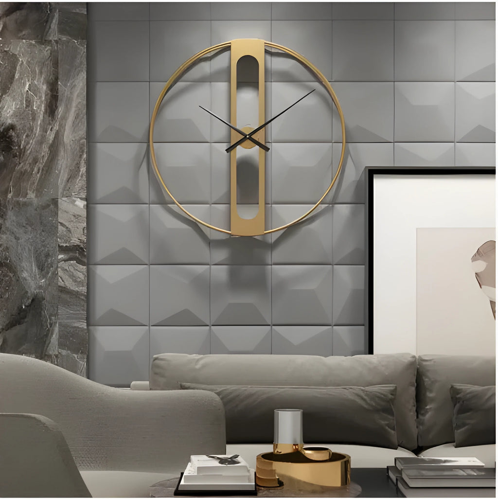 Large round metal wall clock with 50cm diameter in black or gold finish.