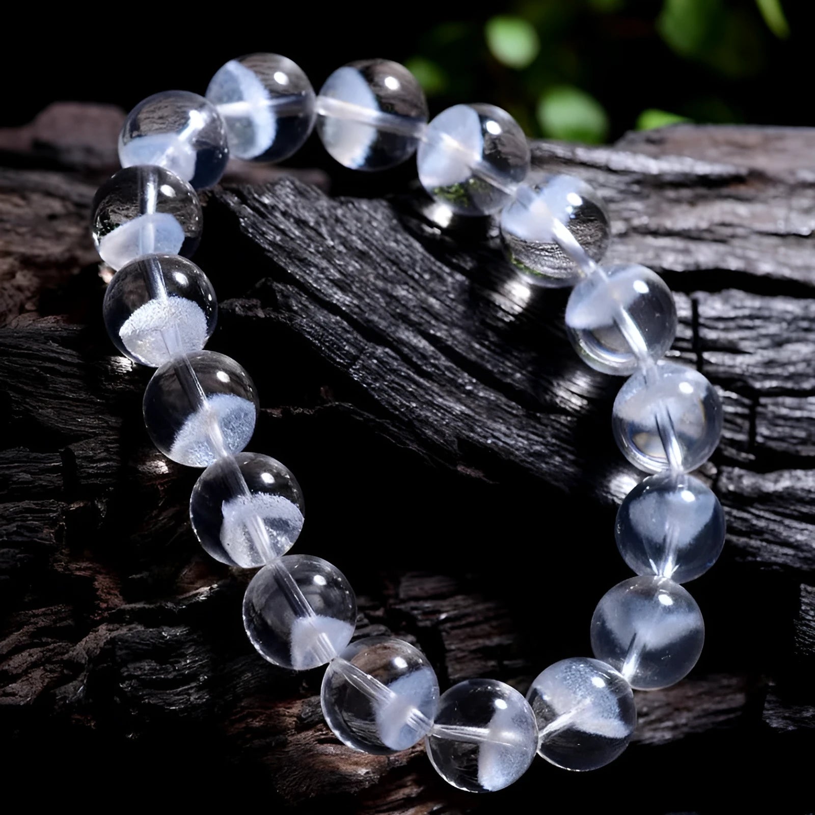 Women's white crystal pyramid bracelet with Ruyi design elements and grinding texture