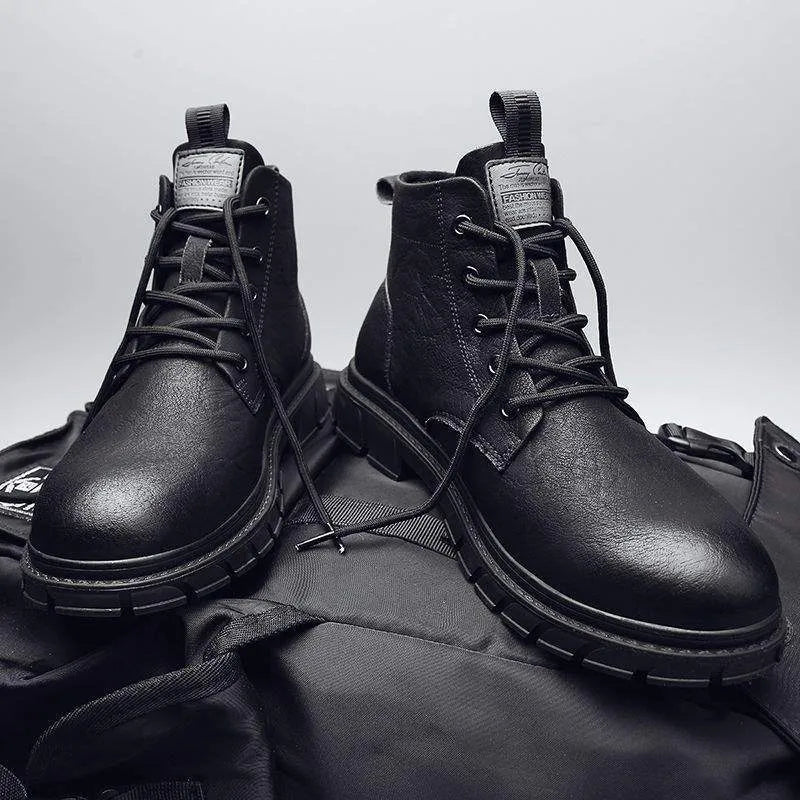 Men's British style low top tooling leather boots in brown with round toe and rubber sole