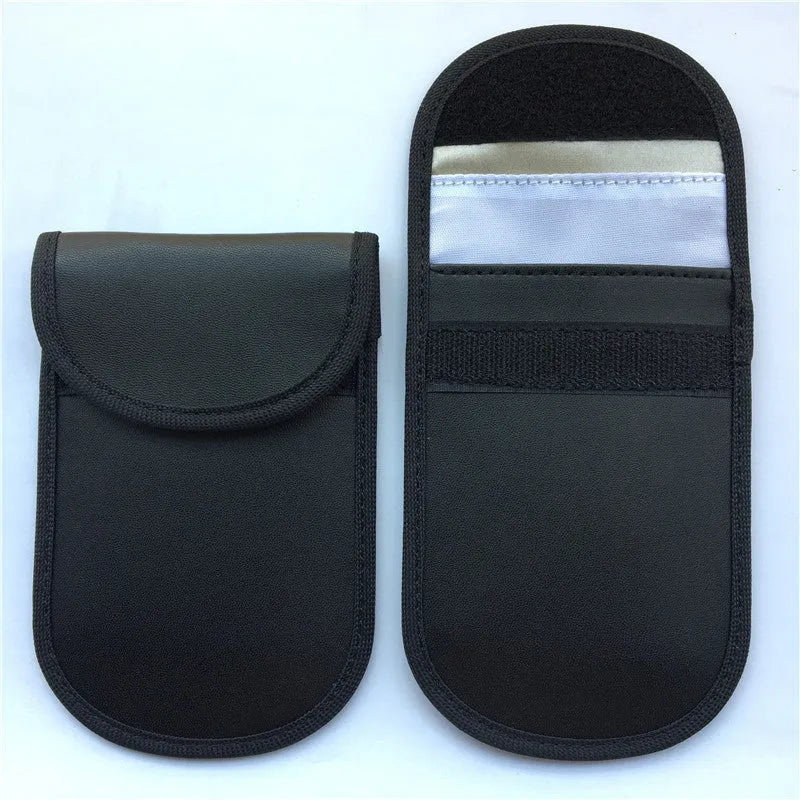 Black signal blocking pouch 20x10cm for key fob, credit card, and RFID protection