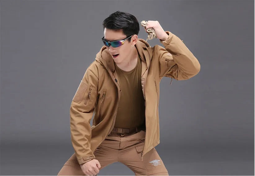Military tactical jacket waterproof with fleece lining in khaki colour for outdoor use
