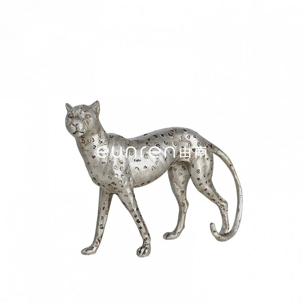Modern leopard resin ornament decoration in American leopard colour with large, small, and walking posture options
