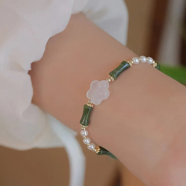 Chinese style olivine bamboo joint bracelet with Hetian jade beads and copper shell pearls