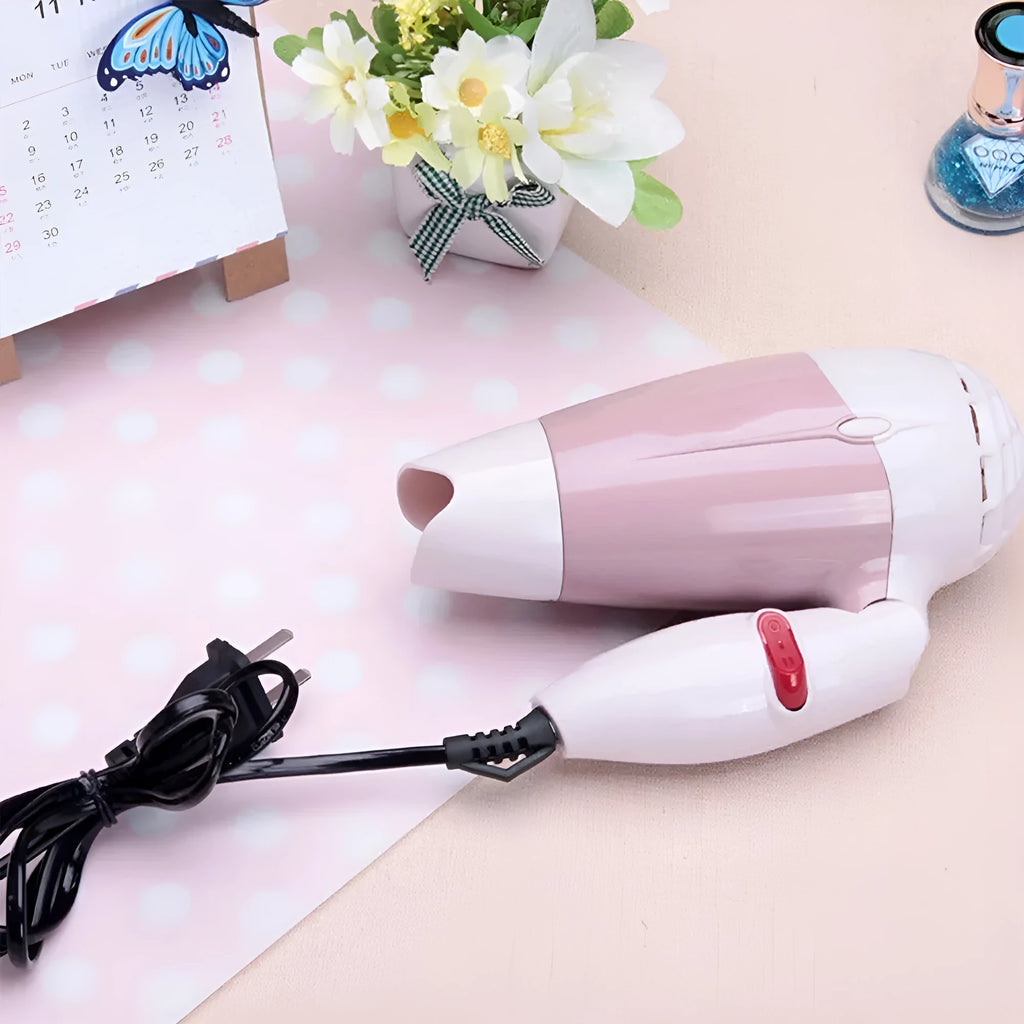 600W electric hair dryer with three gears and high temperature resistant body, compact 11x7.5x17cm size, white finish
