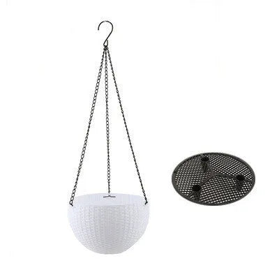 Injection moulded plastic hanging basket planter with inner tank and chain in assorted colours